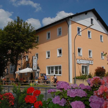 Gasthof Zur Post Hotel Und Parkplatz Vohenstrauss Luaran gambar