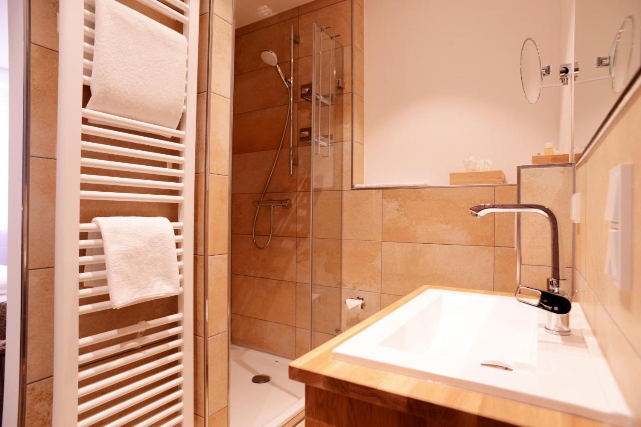 Gasthof Zur Post Hotel Und Parkplatz Vohenstrauss Luaran gambar
